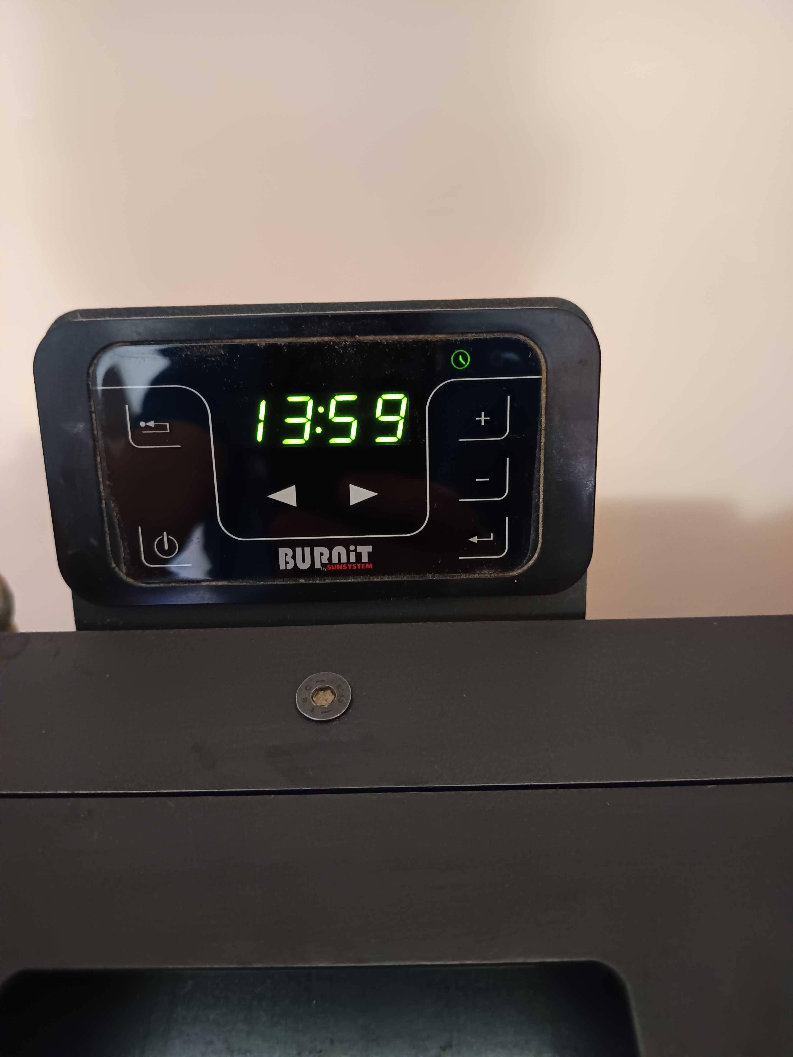 Пелетна камина  BURNIT 18 KW