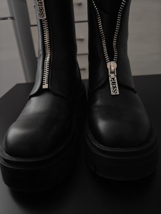 Ghete Guess stil masiv de damă