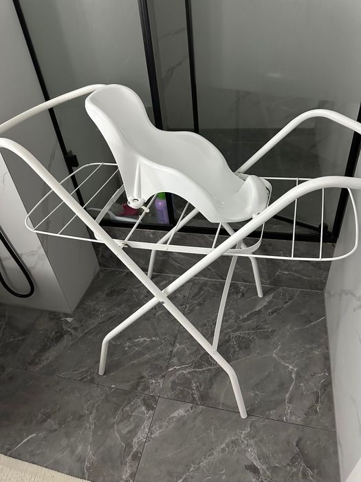 Подставка под ванночку