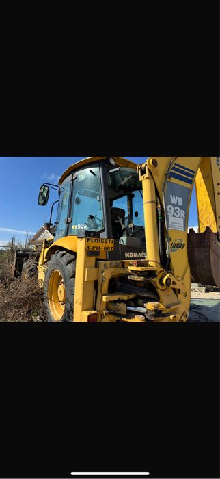 Buldoexcavator Komatsu WB93R 2008 3800 ore