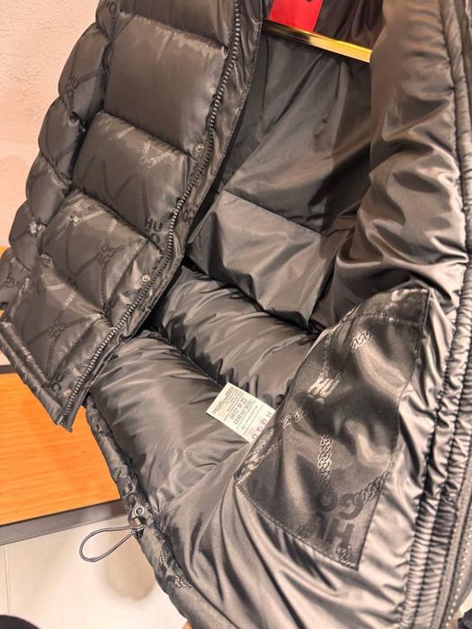 Мъжко Яке Hugo