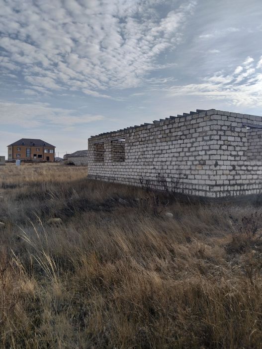 Не достроенный дом Жана Коныс 4