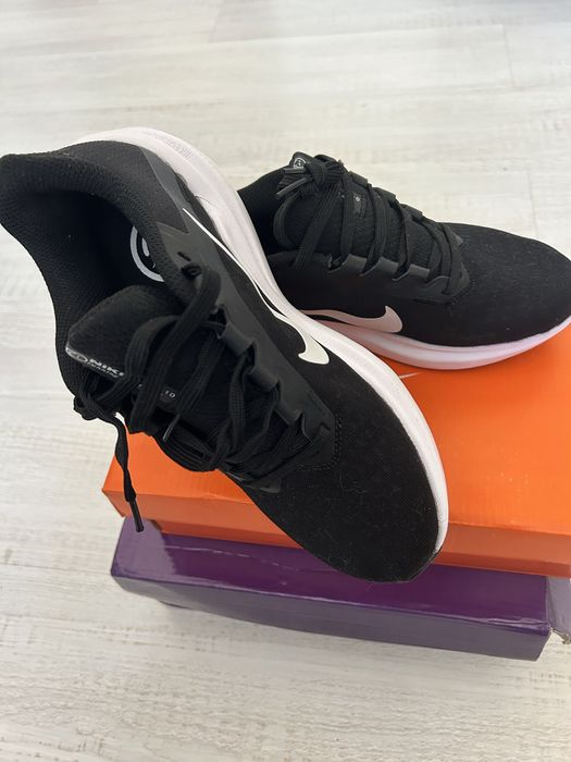 Кроссовки Nike AirZoom