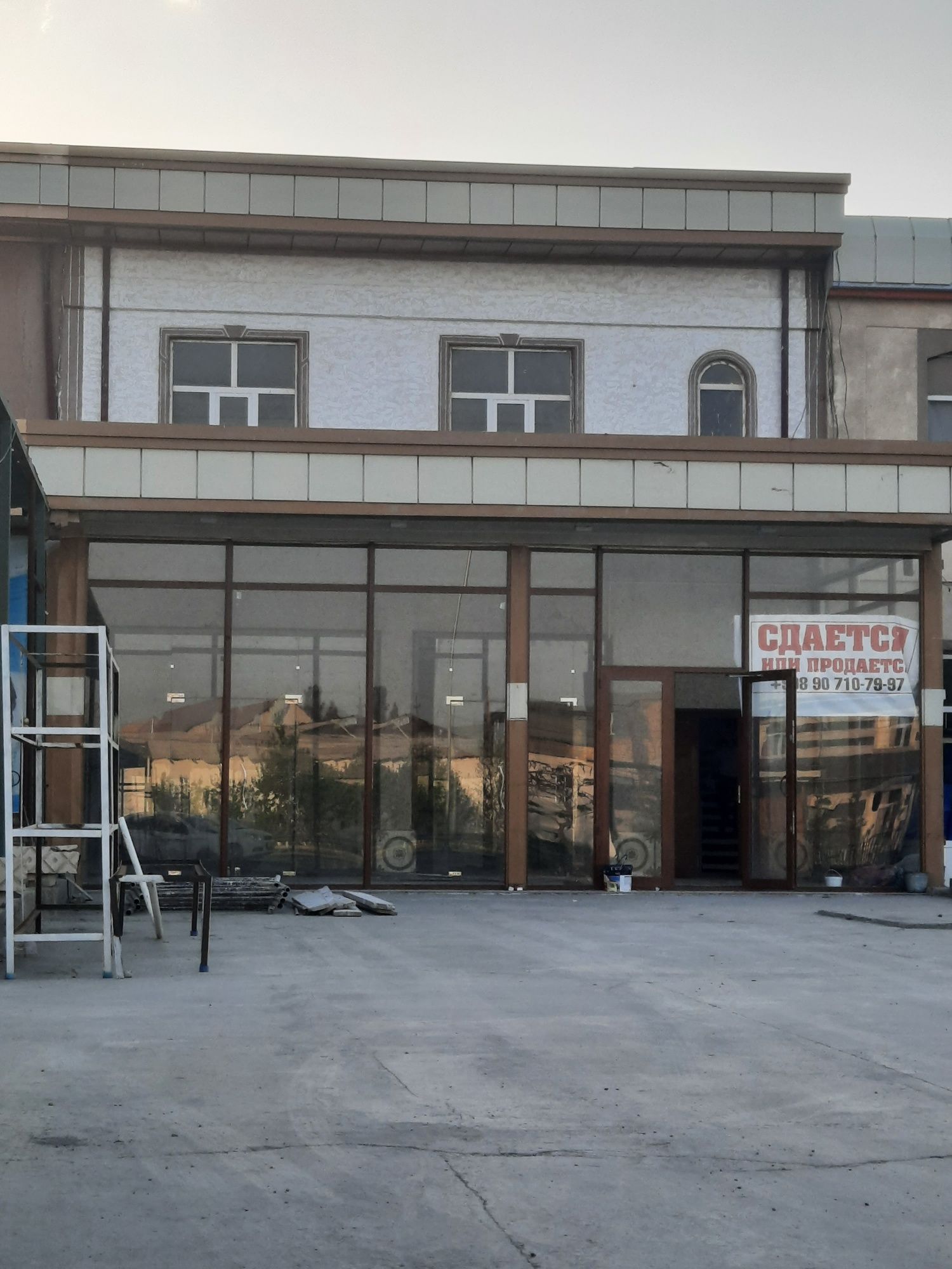 Бетонка йулида бино аренда йоки сотилади