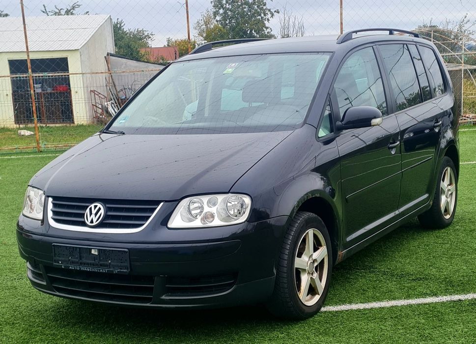 Dezmembrez/Dezmembrari / Piese /Accesorii Vw Touran,BLS,BKC