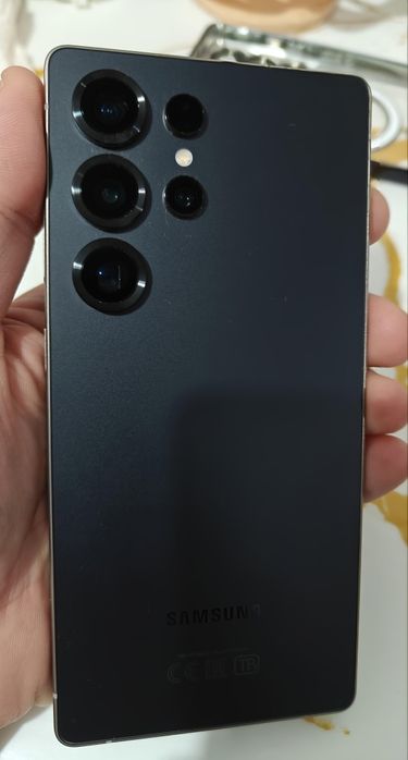 Продам Samsung s25 ultra