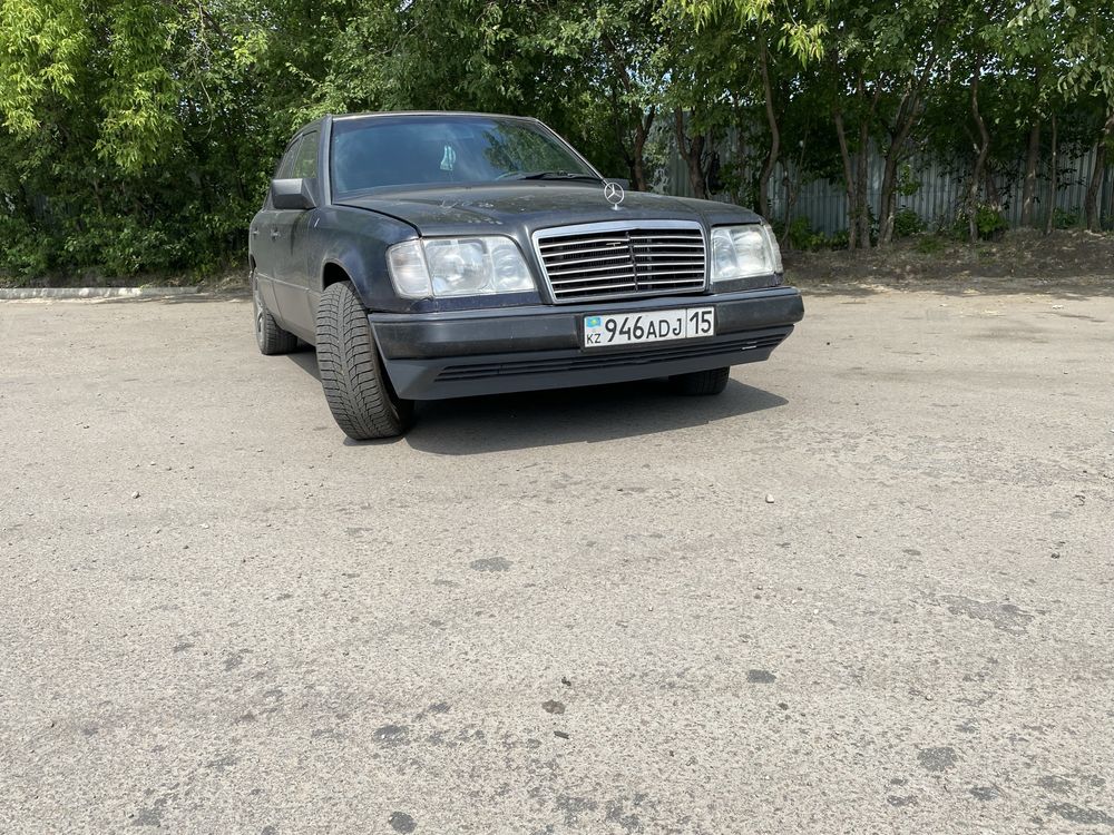 Мерседес 124 Е 2.0