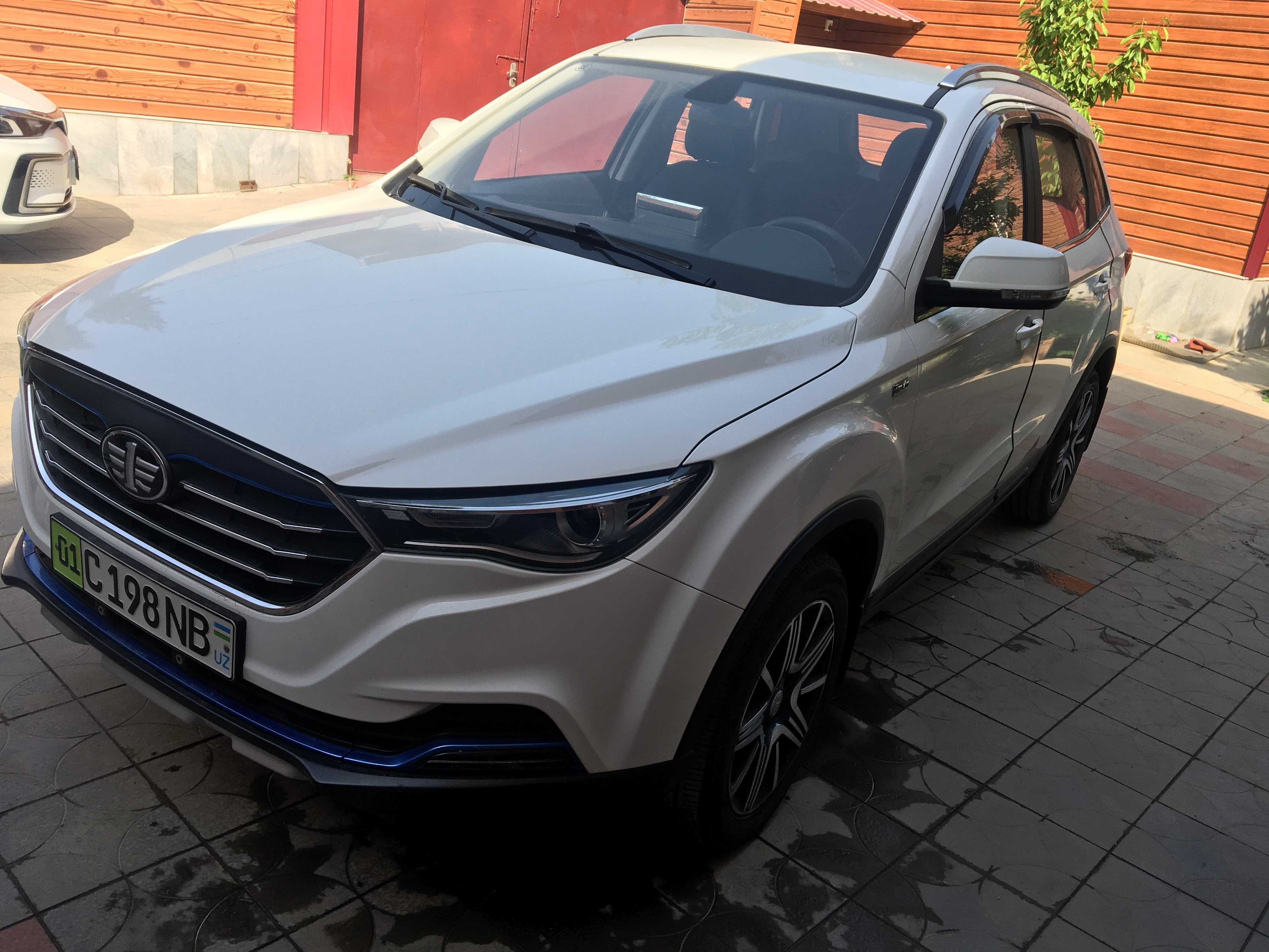 Электромобиль Faw Bestune X40 ev