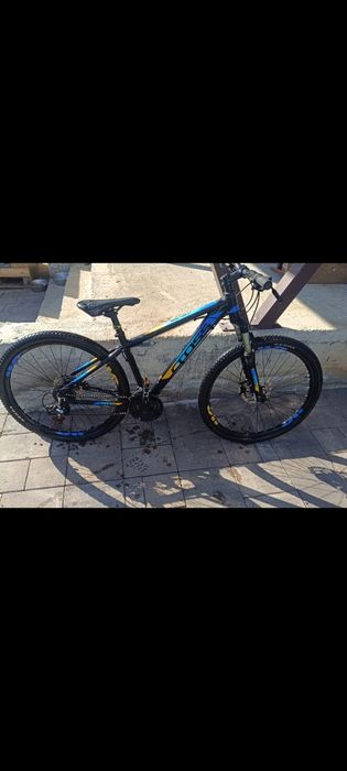 Vând bicicleta Cross 27.5