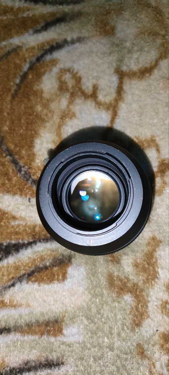 Объектив Canon EF