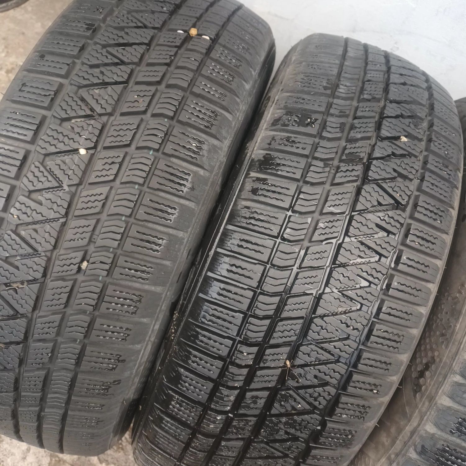235 60 18 KUMHO 4броя зимни дот 2020г