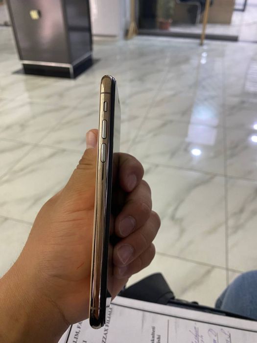 iPhone Xs holati zoʻr