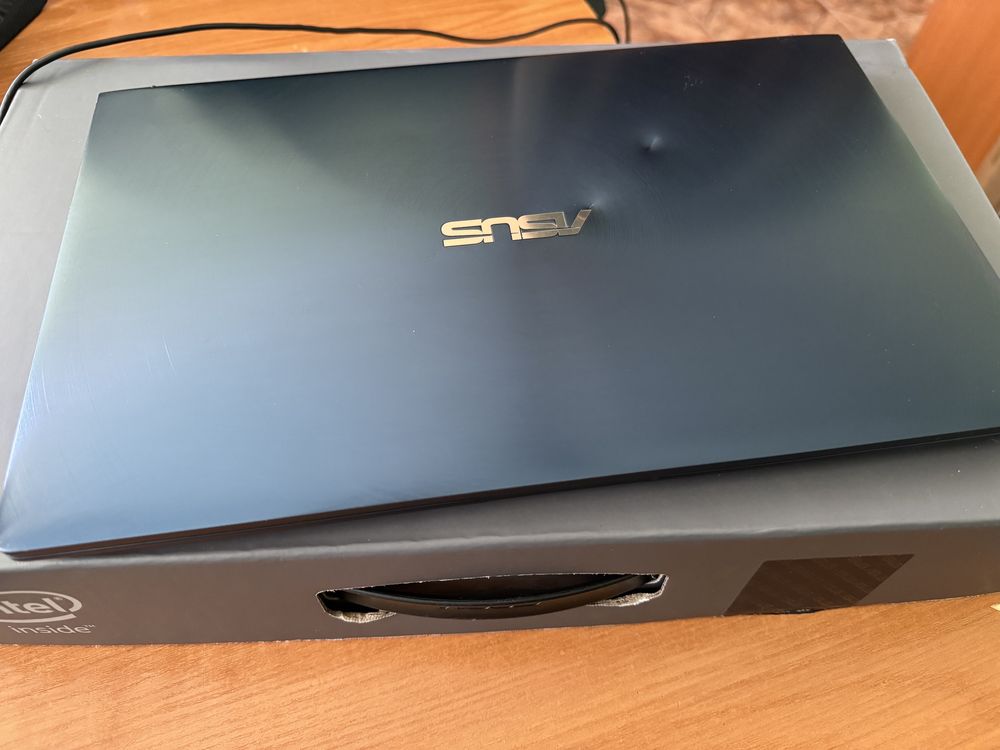 Asus Zenbook ux434