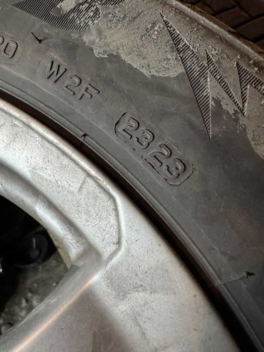 Bridgestone blizzak 205 60 16 дот 2023
