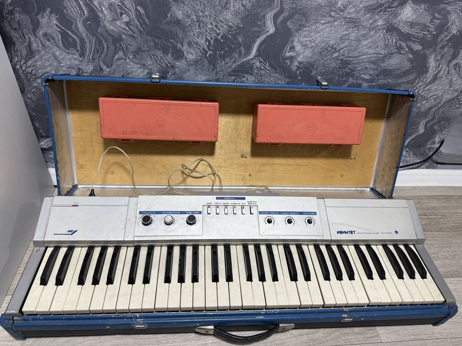 Электромузыкальный инструумент «Квинтет»