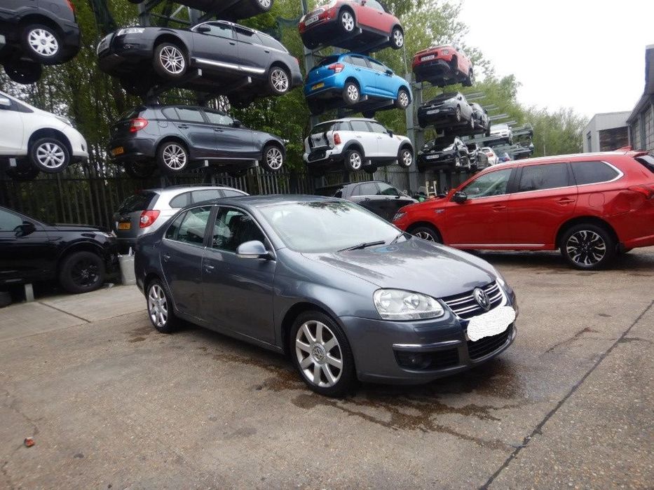 Centuri siguranta spate Volkswagen Jetta 2008 SEDAN 1.9 TDI BXE