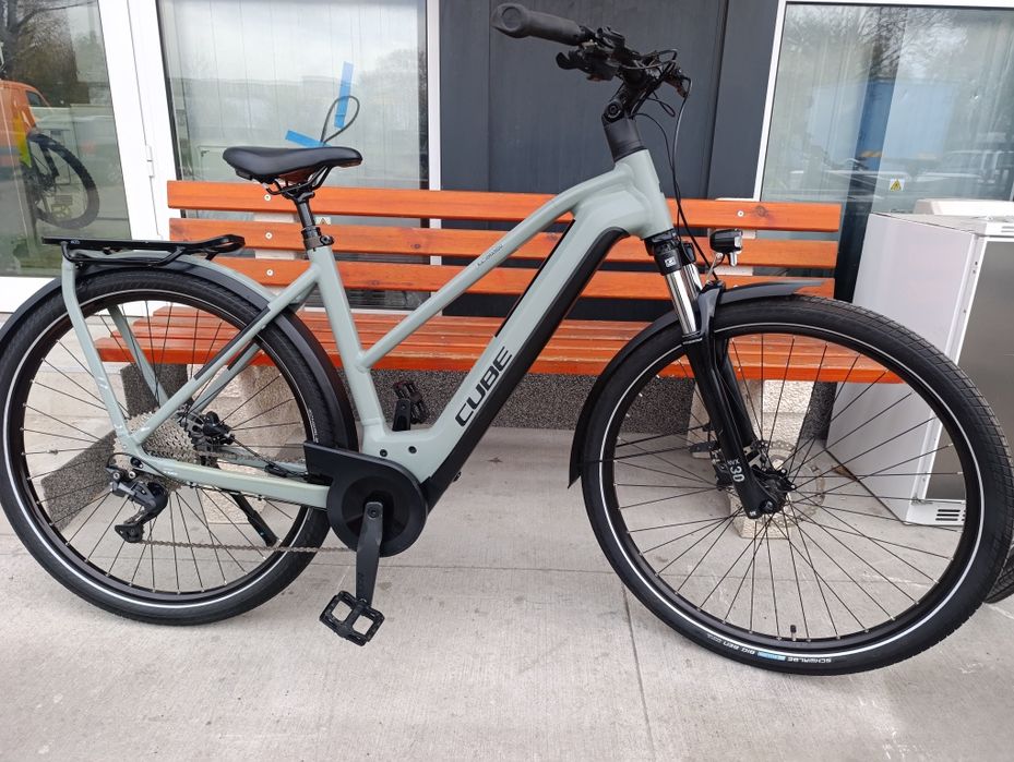 Електрически велосипед Cube Kathmandu Hybrid One 750/28/L