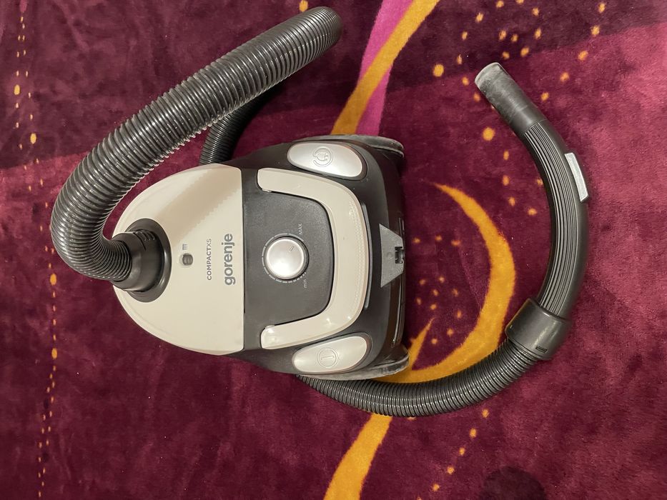 Aspirator gorenje cu sac