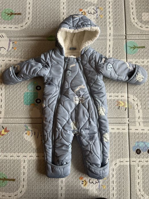 Космонавт Reserved