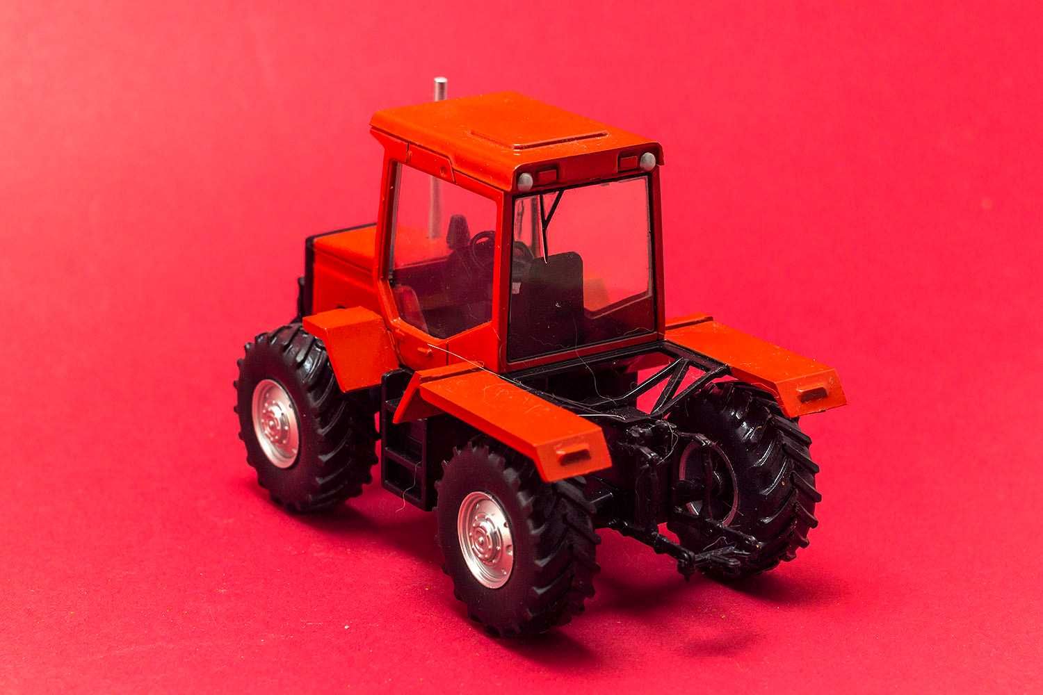 Игрушечная модель трактора ЛТЗ-155 и не только! Масштаб 1:43.