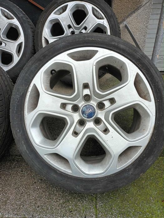 Продавам джанти за FORD MONDEO  с гуми