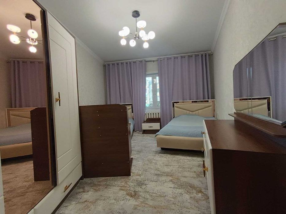 Продается светлая, уютная 4 комнатная  квартира на Юнусабаде 19 кв