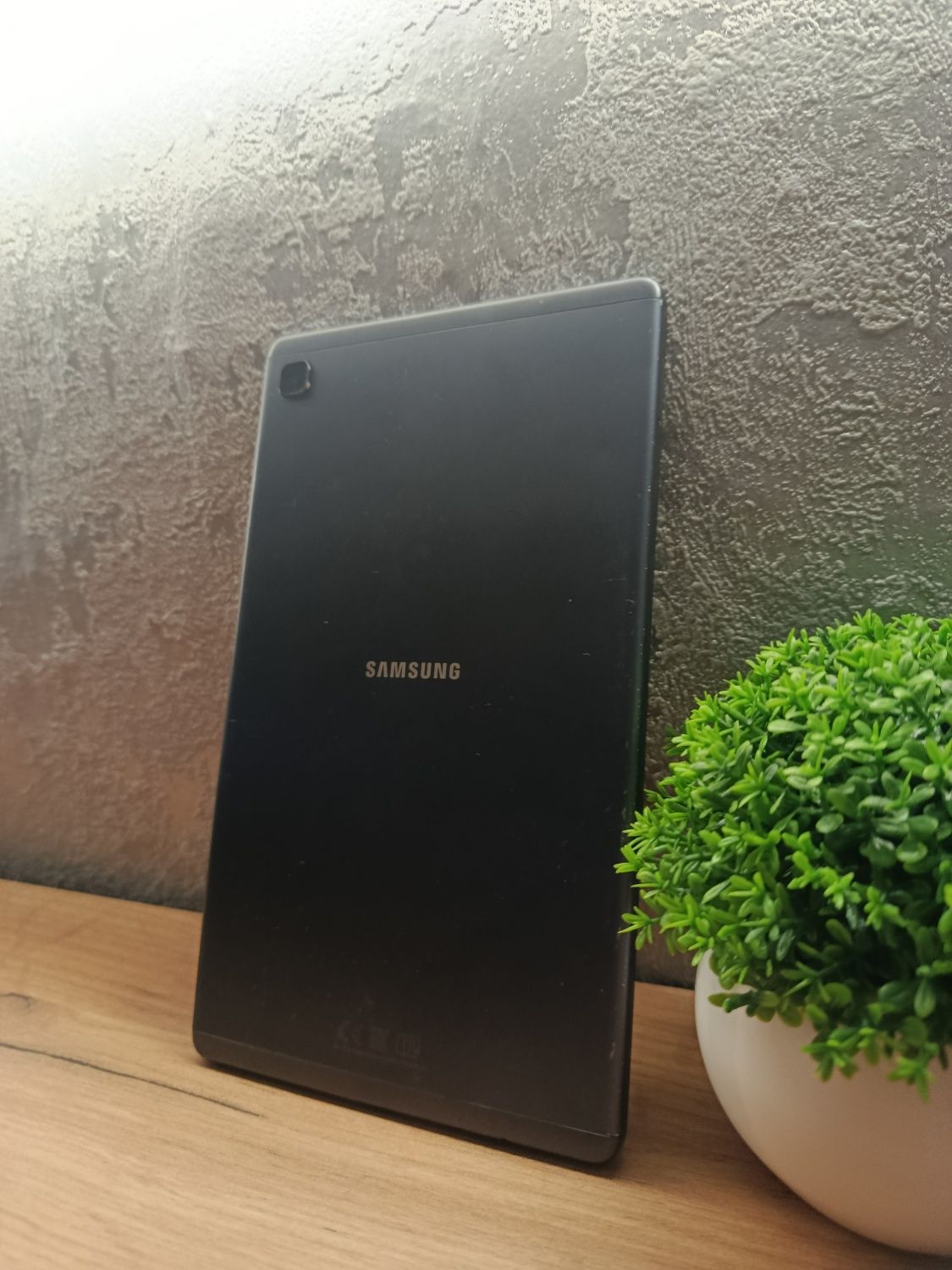 Планшет Samsung tab 7