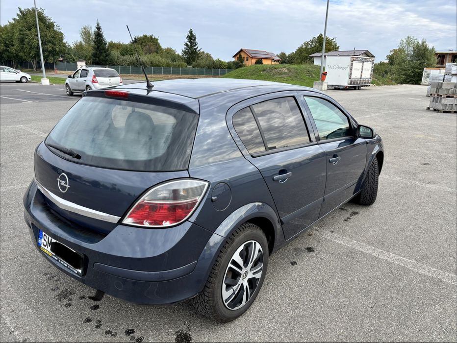 Vând Opel Astra H 2008
