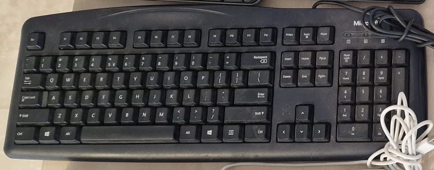 Set: Tastaturi cu mufa Usb utilizate + Mouse Cadou
