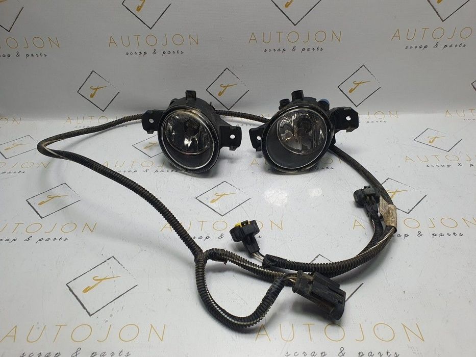 Proiectoare ceata si instalatie RENAULT SYMBOL I (LB0/1/2_) [ 2001 - 2008 ] OEM 8200002470 / 8200458429