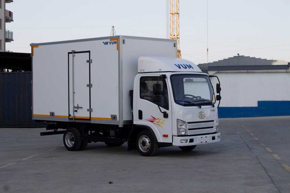 Автофургон изотермический FAW Tiger V 7 тонн
