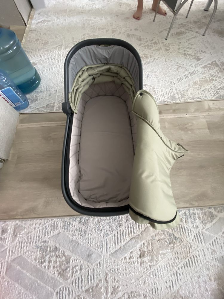 Продается детская коляска
