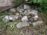 Камък подходящ за основи и каменно корито