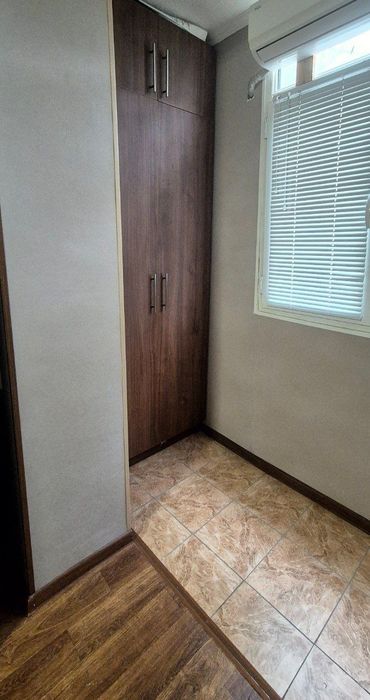 СОБСТВЕННИК  Продается 1 комнатная кв
Манзил: Муминов кўчаси (