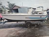 Barca cu motor Honda 50hp
