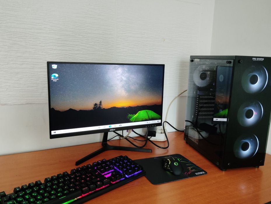 Vând setup gaming nefolosit!!