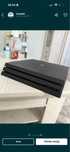 Playstation 4 PRO 1TB + 2 controller + games