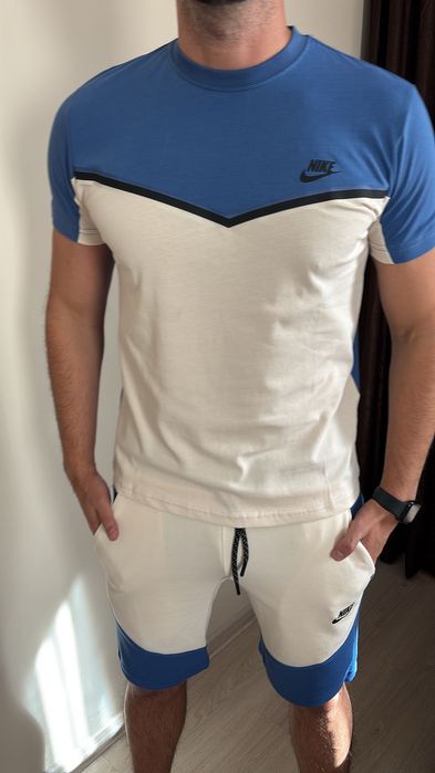 Мъжки спортни комплекти Nike