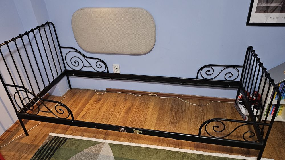 Pat extensibil Ikea Minnen 80x200 cu 2 saltele si somiera