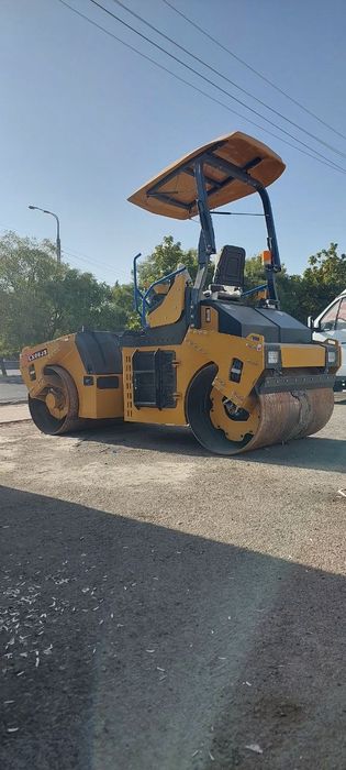 Вибрационный каток 6тонна