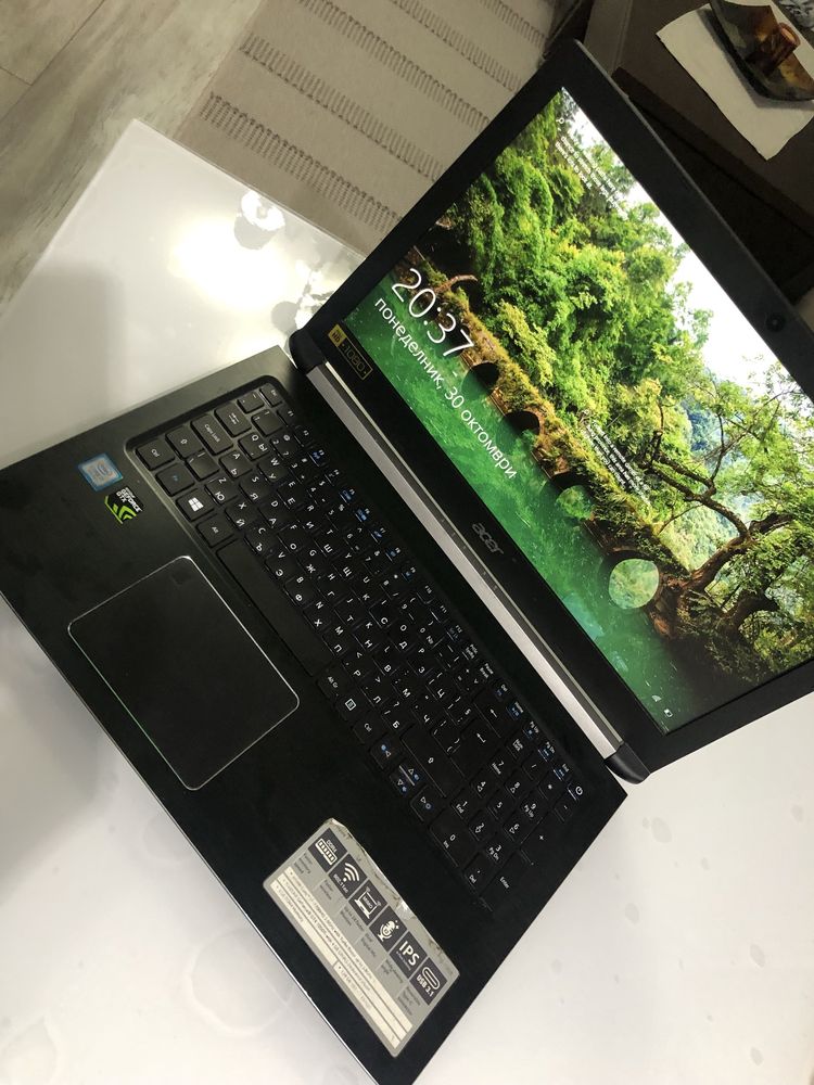 Лаптоп Acer A715 71G-73Q8