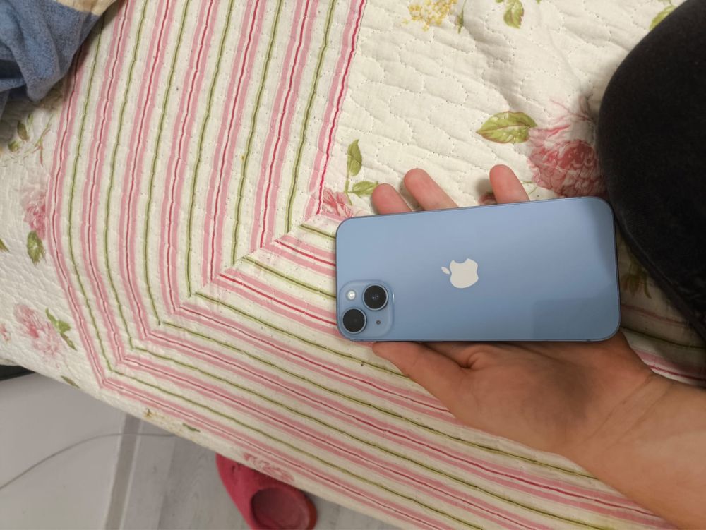 vand iphone 14 blue