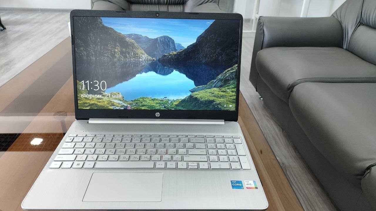 Ноутбук HP 15s-fq5295nia i5-1235U 8/512 SSD 15.6" FHD (7C8B4EA)