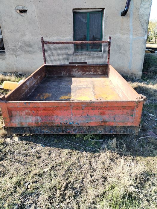 Самосвален кош от Форд транзит