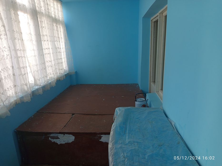 3 xonaliy uy sotiladi