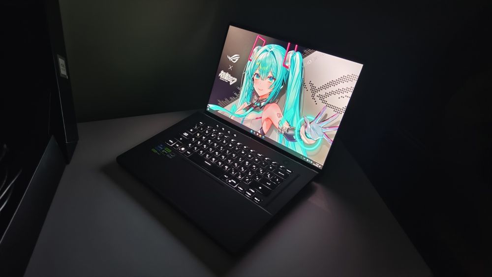 Asus Rog zephyrus g16 i7 rtx 4060