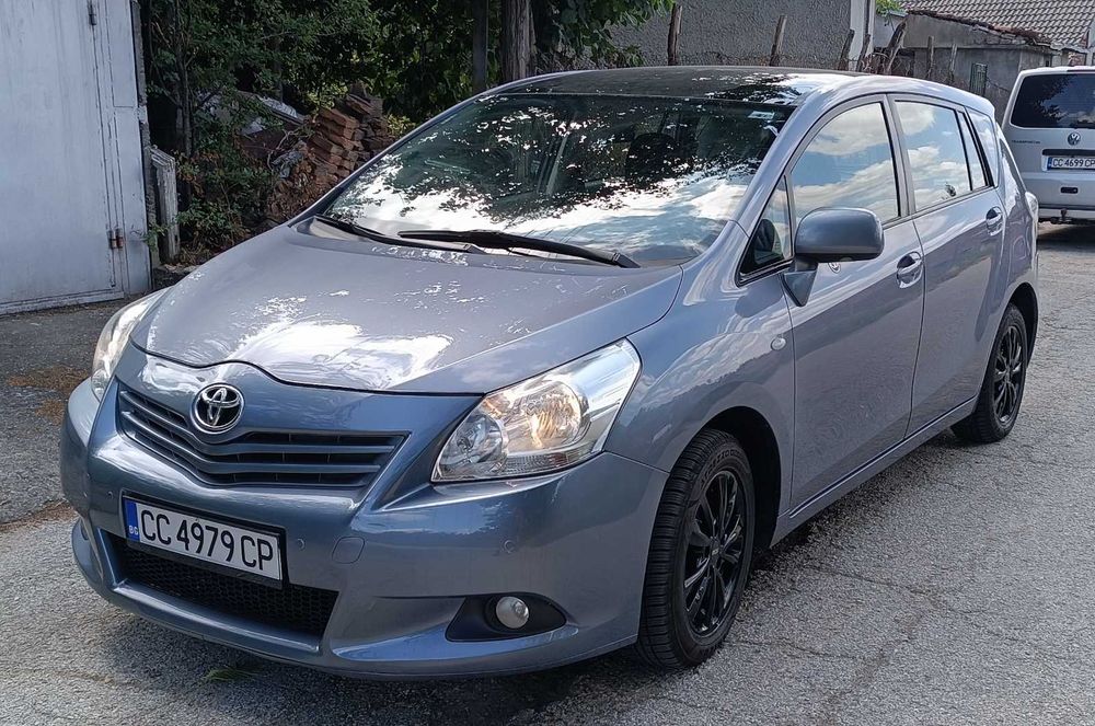 Toyota Verso 1.8i