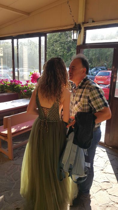 Продавам абитуриентска рокля