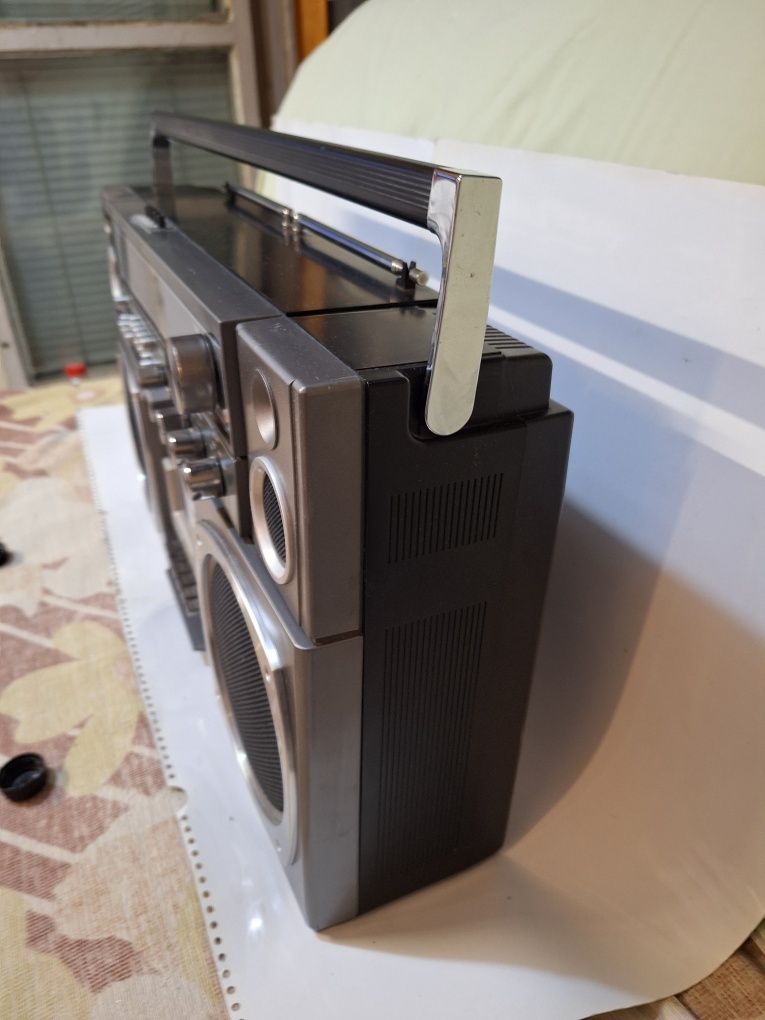 Продавам рядка марка нов японски Boombox  радиокасетофон "WILCO".