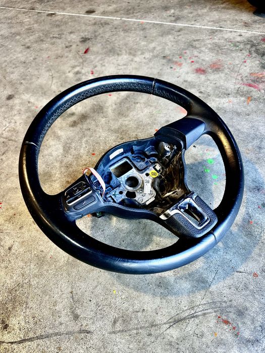 Volan imbracat in piele Renault laguna 3